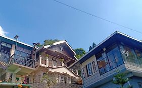 Pinewood Homestay Dali